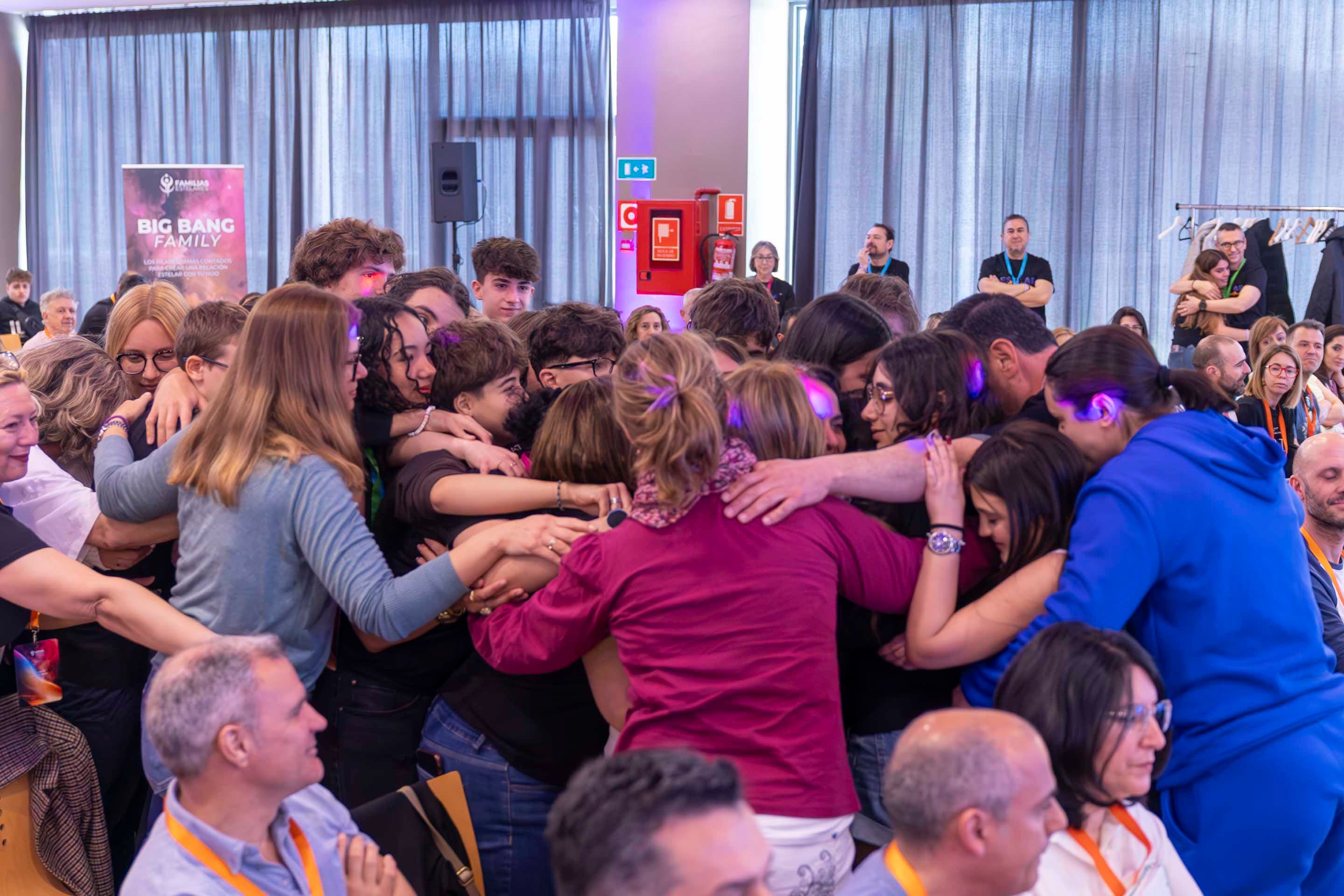 Seminario Familias Estelares: ponencia sobre la adolescencia para padres